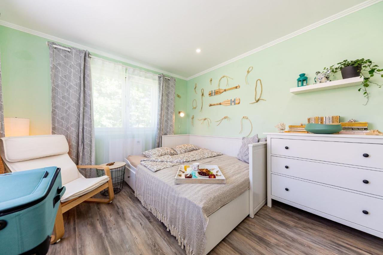 Balatonkeresztúr Berrybay Holidayhome מראה חיצוני תמונה